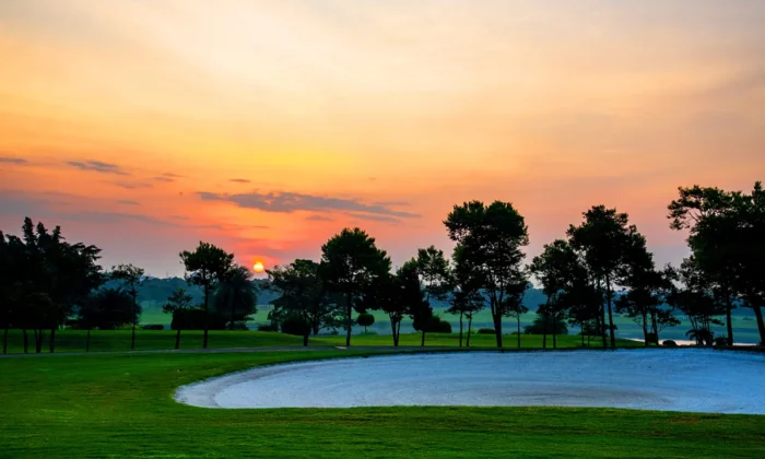 The Royal Gems Golf City Dream Arena_02